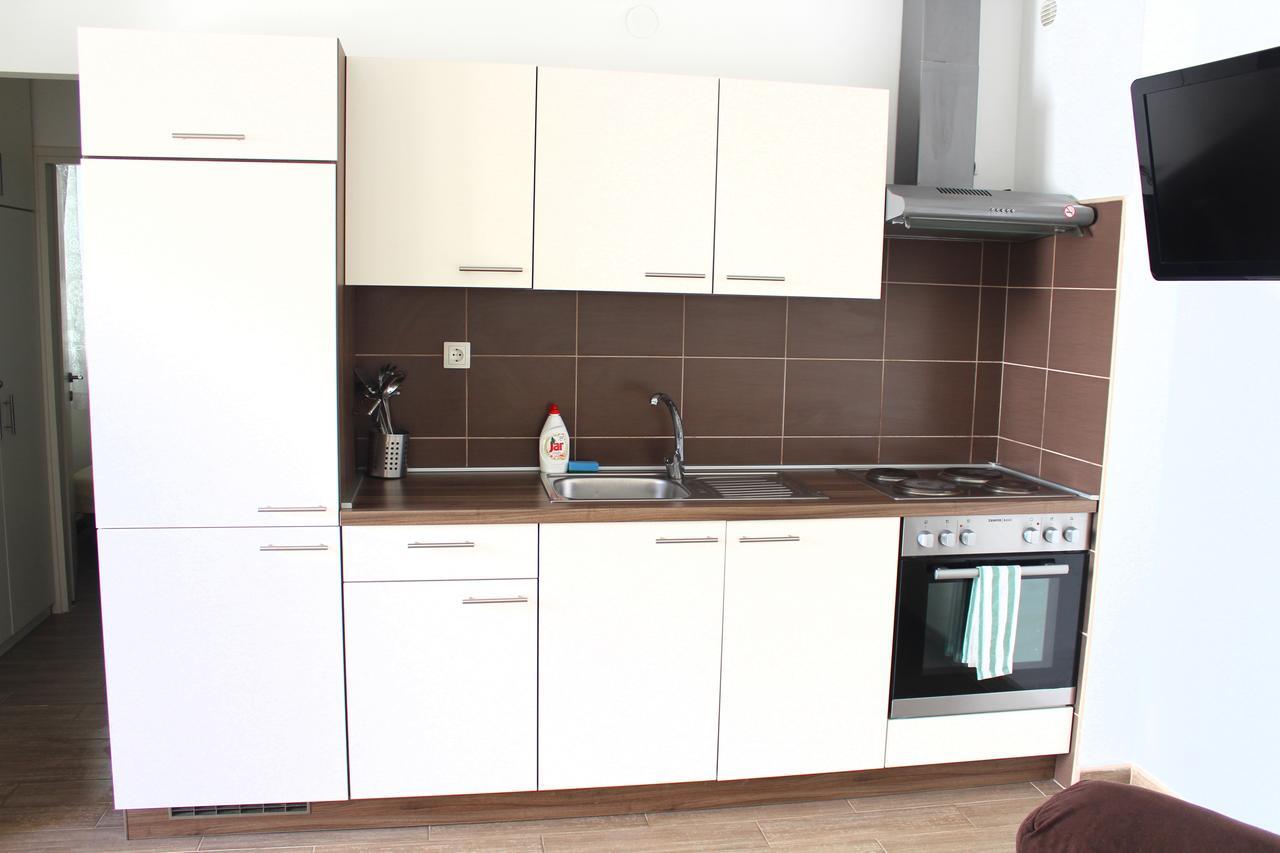 Apartment Maja Крк Экстерьер фото
